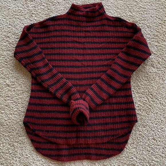 Express vintage Black Burgundy Striped Sweater mohair wool size small - Picture 2 of 9